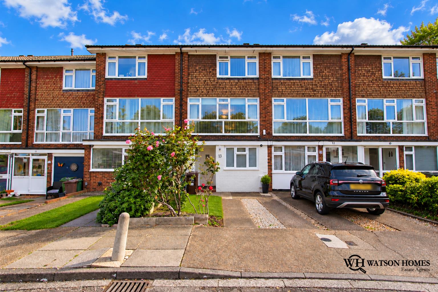 Hollymead, Carshalton